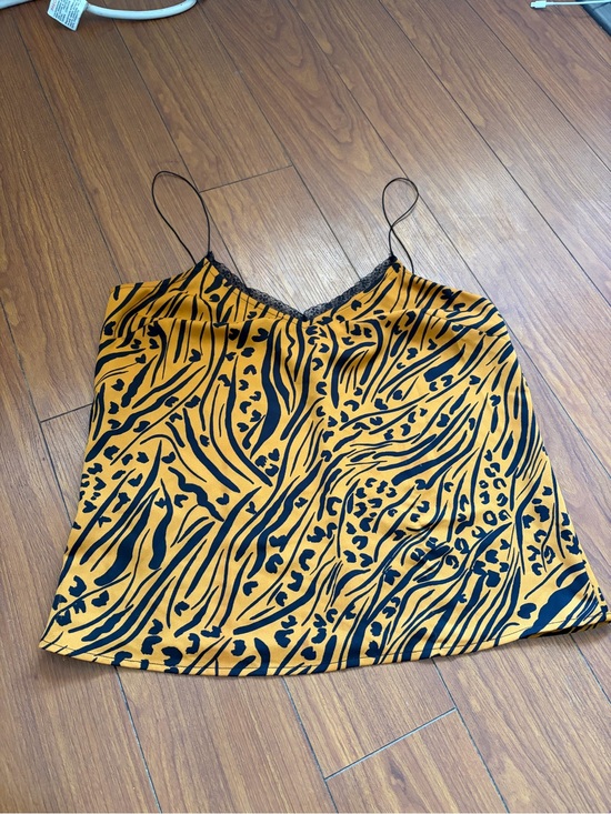 BCBGeneration Tops - BCBGeneration Animal Print Lace-Trim Cami Top